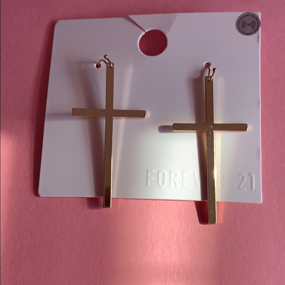 Forever 21 Earrings goldtone